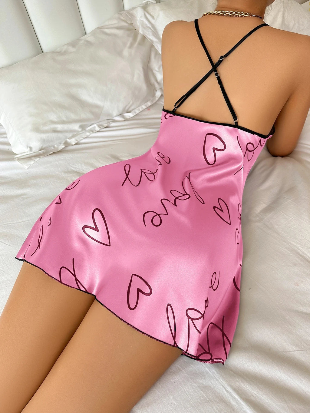 Vestido Camisón con Estampado de Corazones y Letras – Cuello Redondo, Tirantes, Ropa de Dormir para Mujer