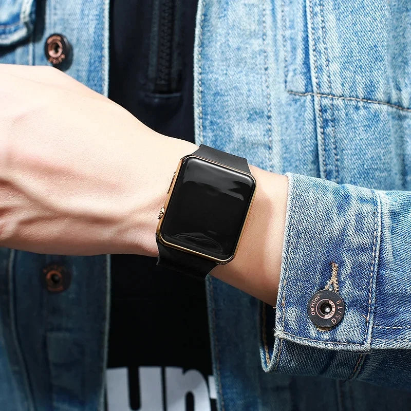 Reloj Digital LED Sport para Hombre y Mujer